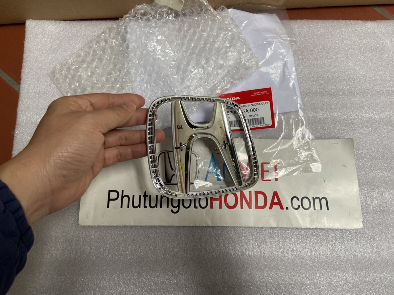 Lô gô xe Honda JAZZ 